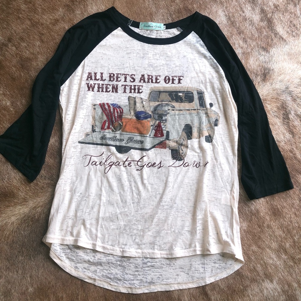 Brand new boutique burnout 3/4 sleeve tee